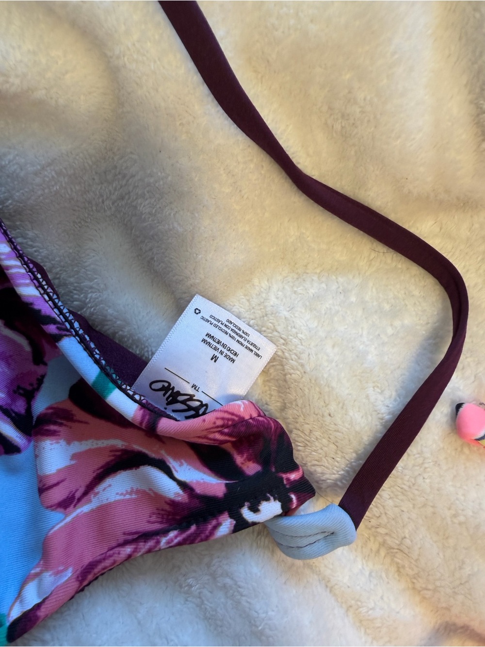 Bikini bundle - Picture 7 of 16
